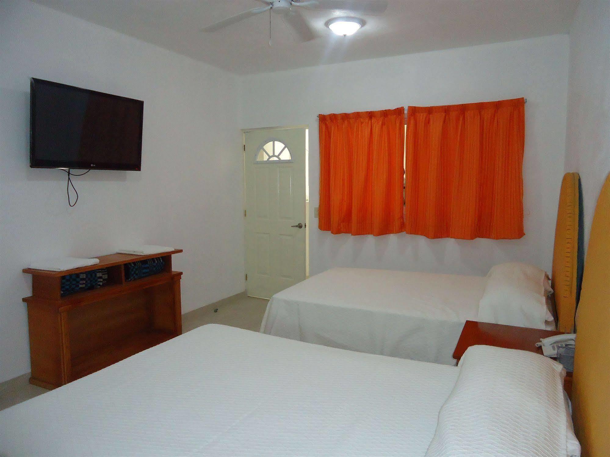 Hotel Quinta De La Rosa Куаутла Екстер'єр фото