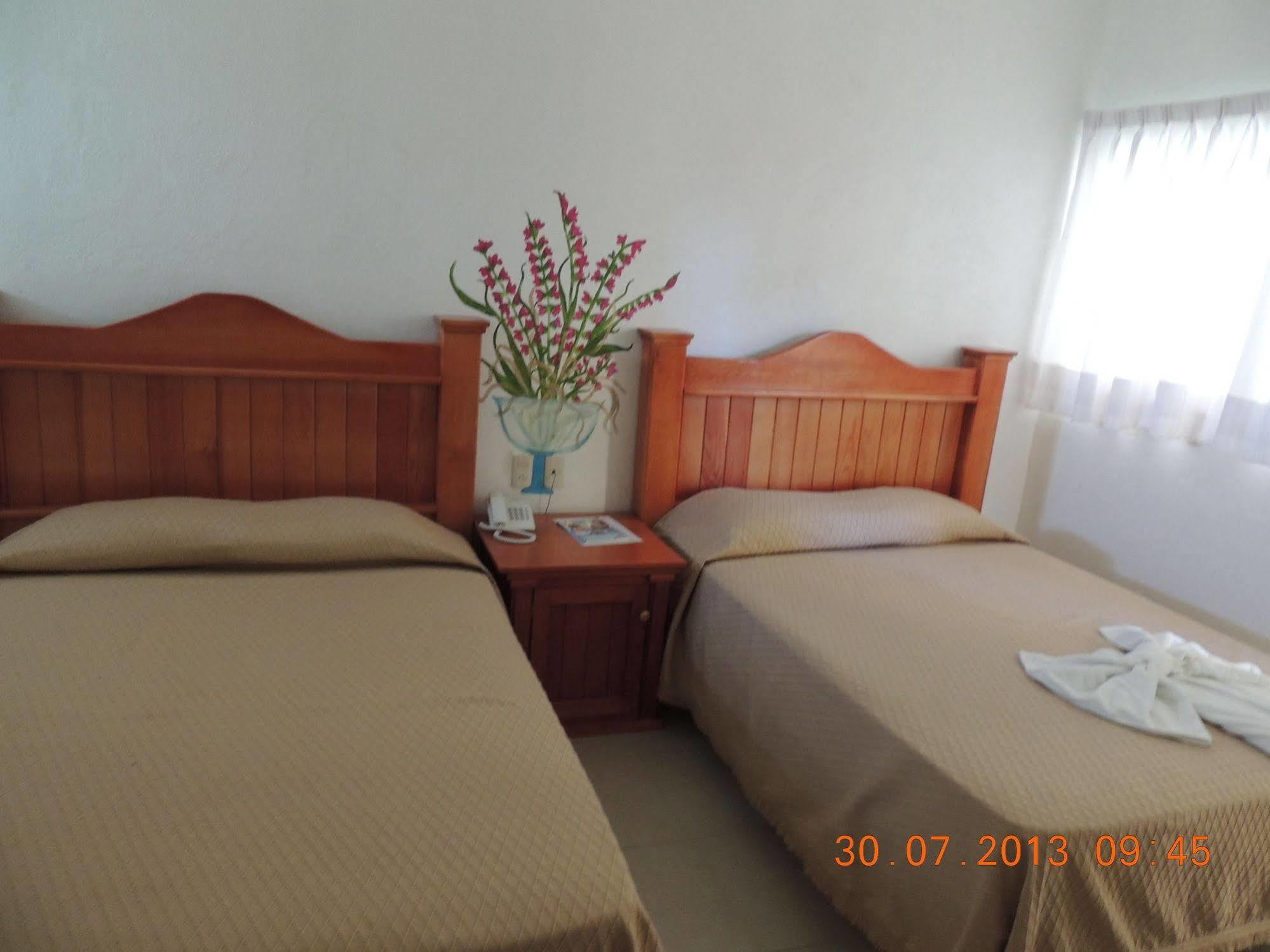 Hotel Quinta De La Rosa Куаутла Екстер'єр фото